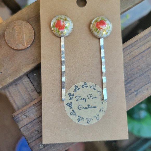 Floral Decorative Hairpins Womens Ivory Set of 2 Bobby Pins Victorian Roses Red - Picture 7 of 7